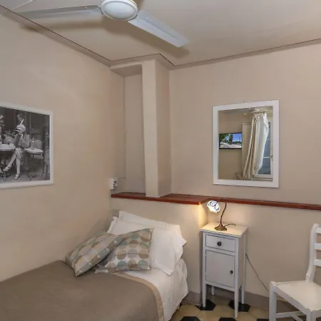 Corte Meraviglia - Relais Oda ve Kahvaltı Lucca