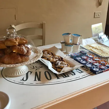 Oda ve Kahvaltı Corte Meraviglia - Relais Lucca